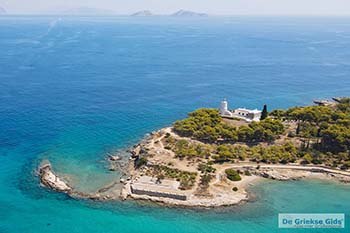 Vuurtoren Spetses stad - Saronische eilanden - Foto van https://www.grieksegids.nl/fotos/spetses/normaal/vuurtoren-spetses-2025-01.jpg