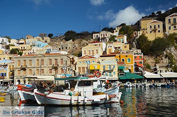 Symi stad - Symi Dodecanese foto 21 - Foto van https://www.grieksegids.nl/fotos/symi/normaal/symi-grieksegids-021.jpg