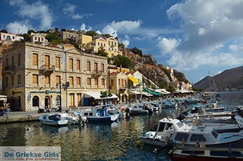 Symi stad - Symi Dodecanese foto 25 - Foto van https://www.grieksegids.nl/fotos/symi/normaal/symi-grieksegids-025.jpg