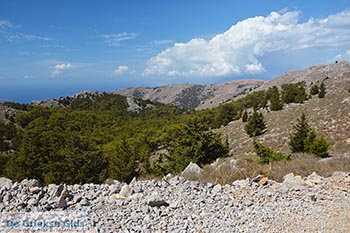 Bergen van Symi - Dodecanese foto 35 - Foto van https://www.grieksegids.nl/fotos/symi/normaal/symi-grieksegids-105.jpg