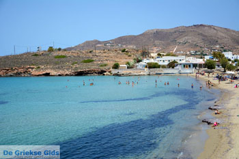 Agathopes, strand bij Posidonia | Syros | Griekenland nr 3 - Foto van https://www.grieksegids.nl/fotos/syros/normaal/agathopes-syros-003.jpg