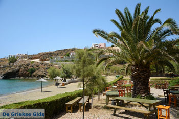Ampela beach bij Megas Gialos | Syros | Griekenland nr 6 - Foto van https://www.grieksegids.nl/fotos/syros/normaal/ampela-beach-syros-006.jpg