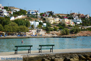 Azolimnos | Syros | Griekenland foto 18 - Foto van https://www.grieksegids.nl/fotos/syros/normaal/azolimnos-syros-018.jpg