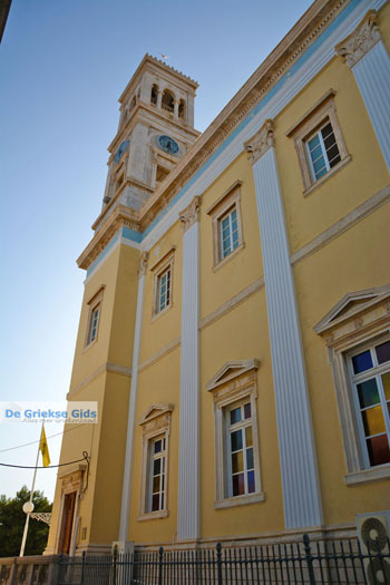 Agios Nikolaos Ermoupolis | Syros | Griekenland foto 26 - Foto van https://www.grieksegids.nl/fotos/syros/normaal/ermoupolis-syros-026.jpg