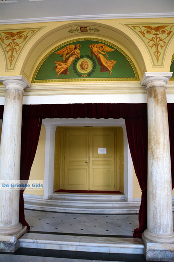 Theater Apollon Ermoupolis | Syros | Griekenland foto 50 - Foto van https://www.grieksegids.nl/fotos/syros/normaal/ermoupolis-syros-050.jpg