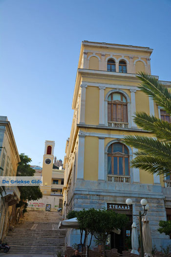 Ermoupolis | Syros | Griekenland foto 54 - Foto van https://www.grieksegids.nl/fotos/syros/normaal/ermoupolis-syros-054.jpg