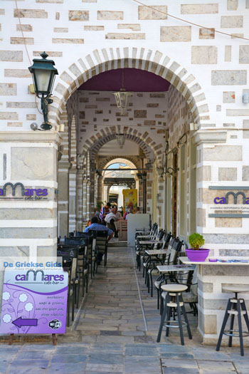 Miaoulis Plein Ermoupolis | Syros | Griekenland foto 107 - Foto van https://www.grieksegids.nl/fotos/syros/normaal/ermoupolis-syros-107.jpg