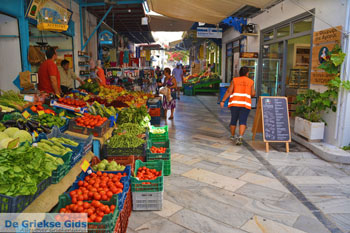 Martkt Ermoupolis | Syros | Griekenland foto 112 - Foto van https://www.grieksegids.nl/fotos/syros/normaal/ermoupolis-syros-112.jpg