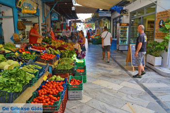 Martkt Ermoupolis | Syros | Griekenland foto 113 - Foto van https://www.grieksegids.nl/fotos/syros/normaal/ermoupolis-syros-113.jpg
