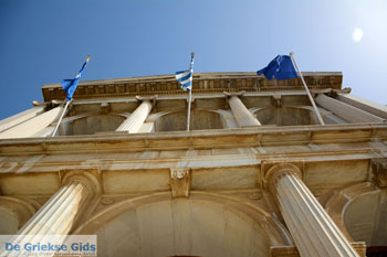 Miaoulisplein Ermoupolis | Syros | Griekenland foto 127 - Foto van https://www.grieksegids.nl/fotos/syros/normaal/ermoupolis-syros-127.jpg