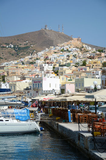 Ermoupolis | Syros | Griekenland foto 139 - Foto van https://www.grieksegids.nl/fotos/syros/normaal/ermoupolis-syros-139.jpg