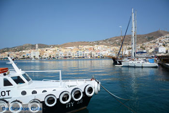 Ermoupolis | Syros | Griekenland foto 140 - Foto van https://www.grieksegids.nl/fotos/syros/normaal/ermoupolis-syros-140.jpg