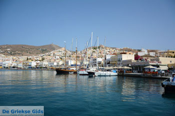 Ermoupolis | Syros | Griekenland foto 141 - Foto van https://www.grieksegids.nl/fotos/syros/normaal/ermoupolis-syros-141.jpg