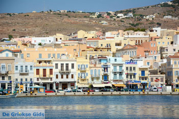 Ermoupolis | Syros | Griekenland foto 143 - Foto van https://www.grieksegids.nl/fotos/syros/normaal/ermoupolis-syros-143.jpg