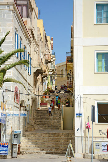 Ermoupolis | Syros | Griekenland foto 157 - Foto van https://www.grieksegids.nl/fotos/syros/normaal/ermoupolis-syros-157.jpg