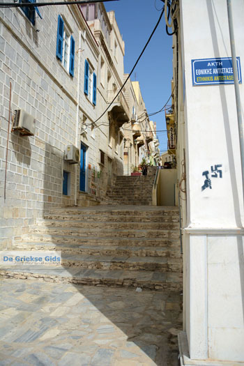Ermoupolis | Syros | Griekenland foto 159 - Foto van https://www.grieksegids.nl/fotos/syros/normaal/ermoupolis-syros-159.jpg