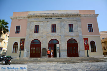 Theater Apollon Ermoupolis | Syros | Griekenland foto 169 - Foto van https://www.grieksegids.nl/fotos/syros/normaal/ermoupolis-syros-169.jpg