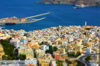 Miniatuurfoto Ermoupolis | Syros | Griekenland foto 182 - Foto van https://www.grieksegids.nl/fotos/syros/normaal/ermoupolis-syros-182.jpg