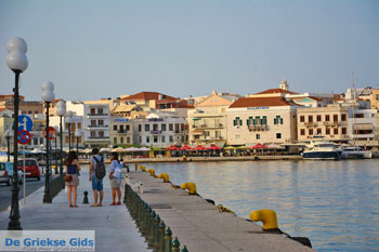 Ermoupolis | Syros | Griekenland foto 187 - Foto van https://www.grieksegids.nl/fotos/syros/normaal/ermoupolis-syros-187.jpg