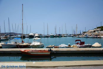 Finikas | Syros | Griekenland foto 17 - Foto van https://www.grieksegids.nl/fotos/syros/normaal/finikas-syros-016.jpg