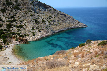 Nudistenstrand Armeos bij Galissas | Syros | Griekenalnd foto 2 - Foto van De Griekse Gids