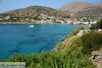 Kini | Syros | Griekenland foto 46 - Foto van https://www.grieksegids.nl/fotos/syros/normaal/kini-syros-046.jpg