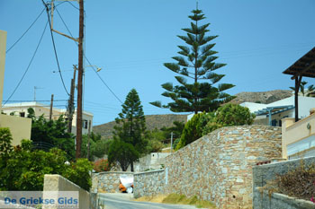 Strand Kokkina bij Finikas | Syros | De Griekse Gids foto 2 - Foto van https://www.grieksegids.nl/fotos/syros/normaal/kokkina-finikas-syros-002.jpg
