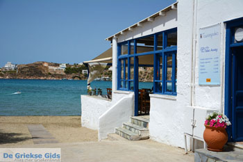 Vari | Syros | Griekenland foto 6 - Foto van https://www.grieksegids.nl/fotos/syros/normaal/strand-vari-syros-006.jpg