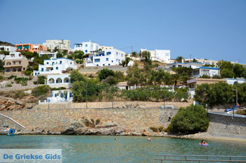 Vari | Syros | Griekenland foto 16 - Foto van https://www.grieksegids.nl/fotos/syros/normaal/strand-vari-syros-016.jpg