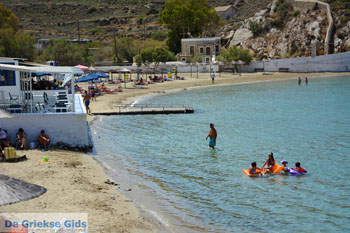 Vari | Syros | Griekenland foto 18 - Foto van https://www.grieksegids.nl/fotos/syros/normaal/strand-vari-syros-018.jpg