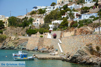 Vari | Syros | Griekenland foto 19 - Foto van https://www.grieksegids.nl/fotos/syros/normaal/strand-vari-syros-019.jpg