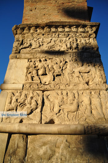 Triomfboog Galerius | Thessaloniki Macedonie | De Griekse Gids foto 4 - Foto van https://www.grieksegids.nl/fotos/thessaloniki/normaal/thessaloniki-grieksegids-069.jpg