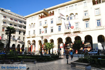 Aristoteles Plein | Thessaloniki Macedonie | De Griekse Gids foto 3 - Foto van https://www.grieksegids.nl/fotos/thessaloniki/normaal/thessaloniki-grieksegids-159.jpg