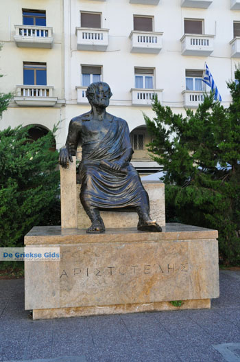 Aristoteles Plein | Thessaloniki Macedonie | De Griekse Gids foto 16 - Foto van https://www.grieksegids.nl/fotos/thessaloniki/normaal/thessaloniki-grieksegids-181.jpg
