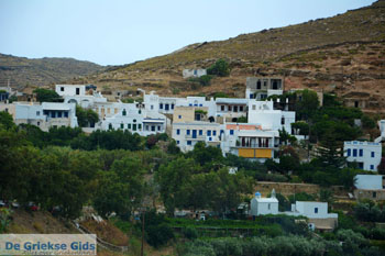 Aetofolia en Kalloni Tinos | Griekenland | Foto 3 - Foto van https://www.grieksegids.nl/fotos/tinos/normaal/aetofolia-kalloni-tinos-003.jpg