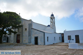 De Sacre-CÅ“ur kerk (Heilig Hart - Iera Kardia) bij Exomvourgo Tinos | Griekenland 46 - Foto van https://www.grieksegids.nl/fotos/tinos/normaal/agapi-tinos-046.jpg