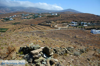 Badplaats Aghios Fokas ten oosten van Tinos stad | Foto 5 - Foto van https://www.grieksegids.nl/fotos/tinos/normaal/aghios-fokas-tinos-005.jpg