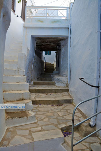 Arnados Tinos | Griekenland | Foto 11 - Foto van https://www.grieksegids.nl/fotos/tinos/normaal/arnados-tinos-011.jpg