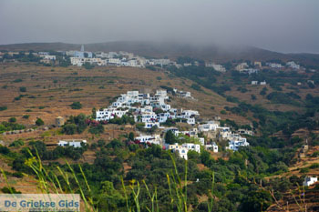 Berdemiaros Tinos | Griekenland | Foto 1 - Foto van https://www.grieksegids.nl/fotos/tinos/normaal/berdemiaros-tinos-001.jpg