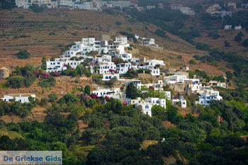 Berdemiaros Tinos | Griekenland | Foto 2 - Foto van https://www.grieksegids.nl/fotos/tinos/normaal/berdemiaros-tinos-002.jpg