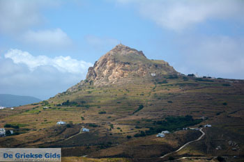Exomvourgo Tinos | Griekenland | Foto 3 - Foto van https://www.grieksegids.nl/fotos/tinos/normaal/exomvourgo-tinos-003.jpg