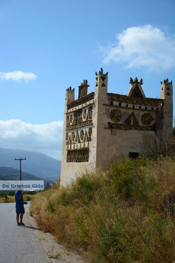 Exomvourgo Tinos | Griekenland | Foto 16 - Foto van https://www.grieksegids.nl/fotos/tinos/normaal/exomvourgo-tinos-016.jpg