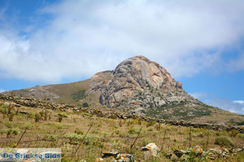 Exomvourgo Tinos | Griekenland | Foto 39 - Foto van https://www.grieksegids.nl/fotos/tinos/normaal/exomvourgo-tinos-039.jpg
