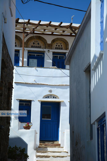 Falatados bij Exomvourgo Tinos | Griekenland | Foto 11 - Foto van https://www.grieksegids.nl/fotos/tinos/normaal/falatados-tinos-011.jpg