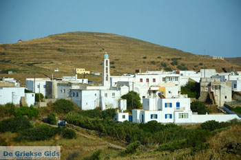 Kampos Tinos | Griekenland | Foto 2 - Foto van https://www.grieksegids.nl/fotos/tinos/normaal/kampos-tinos-002.jpg