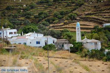 Komi Tinos | Perastra | Griekenland foto 4 - Foto van https://www.grieksegids.nl/fotos/tinos/normaal/komi-perastra-tinos-004.jpg