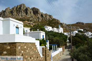 Koumaros bij Exomvourgo Tinos | Griekenland | Foto 5 - Foto van https://www.grieksegids.nl/fotos/tinos/normaal/koumaros-tinos-005.jpg