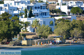 Strand Laouti bij Aghios Sostis Tinos | Foto 3 - Foto van https://www.grieksegids.nl/fotos/tinos/normaal/laouti-tinos-003.jpg