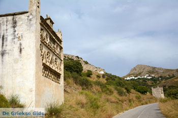 Loutra Tinos | Griekenland | Foto 15 - Foto van https://www.grieksegids.nl/fotos/tinos/normaal/loutra-tinos-015.jpg