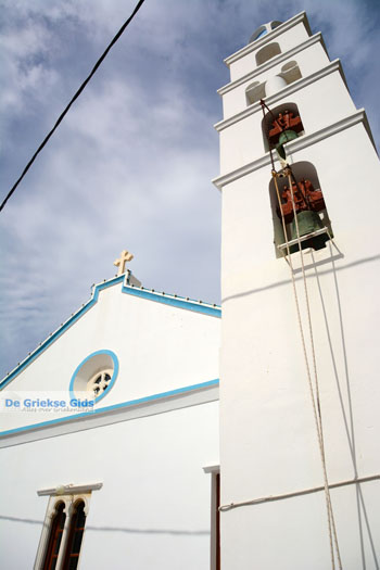 Loutra Tinos | Griekenland | Foto 19 - Foto van https://www.grieksegids.nl/fotos/tinos/normaal/loutra-tinos-019.jpg